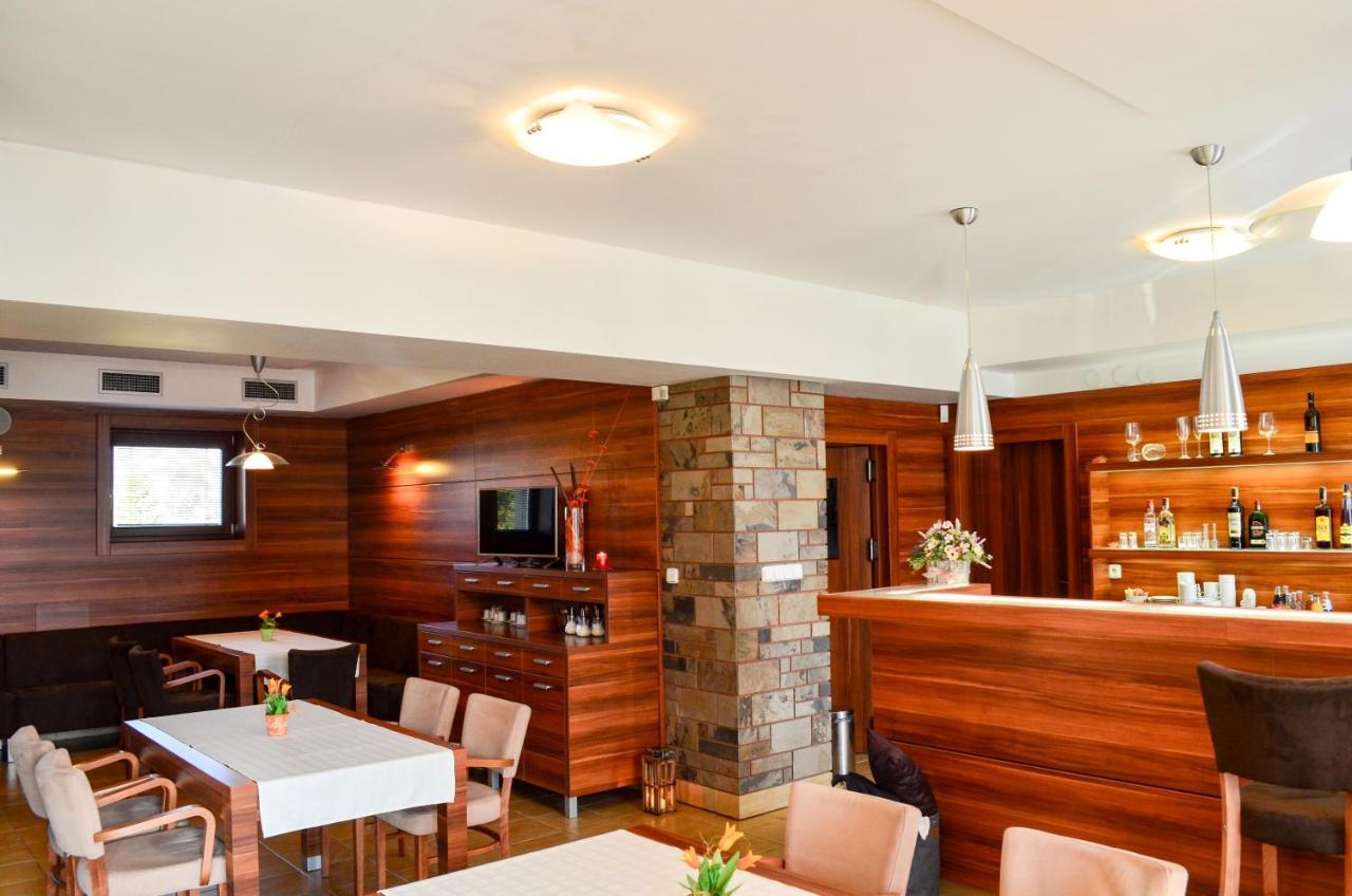 Wellness Villa Liptov 립토브스카실른니카 외부 사진